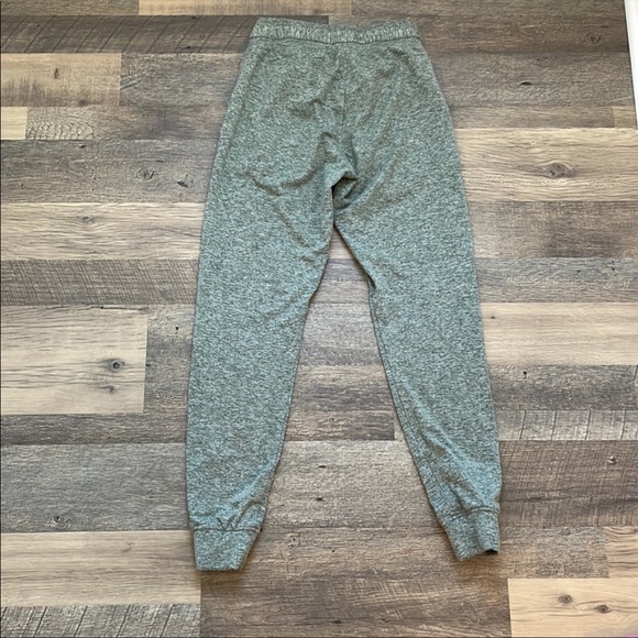 Balance Athletica: Heather Green Joggers - Picture 2 of 5